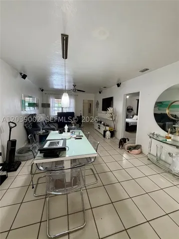 400 NW 44th Avenue Miami FL 33126
