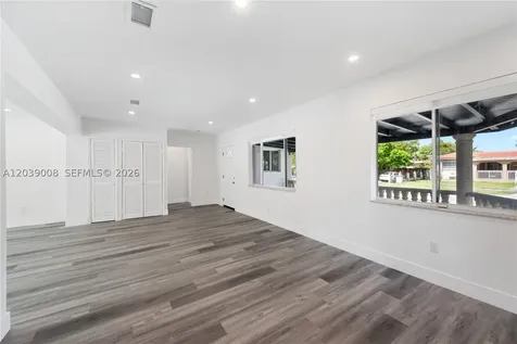 2721 SW 29th Court Miami FL 33133