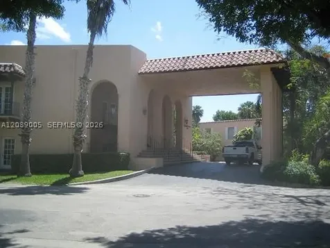 10808 N Kendall Drive Miami FL 33176