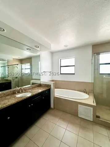 9825 NW 86th Terrace Doral FL 33178