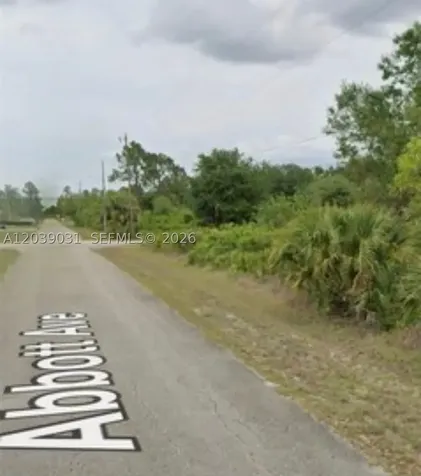 220 NE Abbott Avenue Fort Myers FL 33936