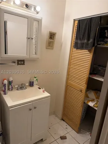 1885 NW 113th Terrace Miami FL 33167