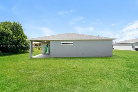 4285 SW Walker Street Port St. Lucie FL 34953