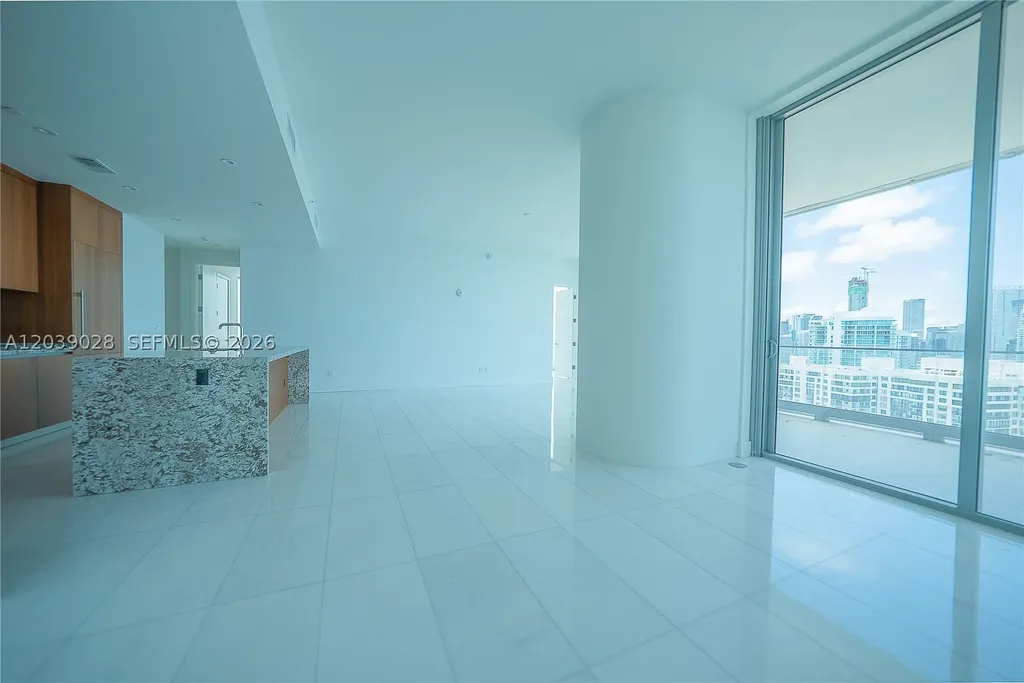175 SE 25th Road Miami FL 33129