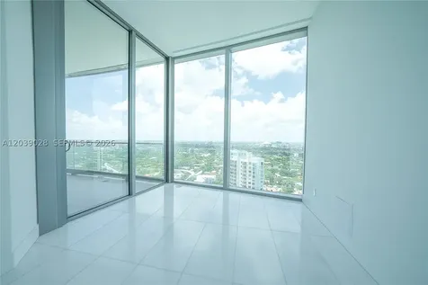 175 SE 25th Road Miami FL 33129