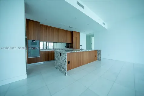 175 SE 25th Road Miami FL 33129