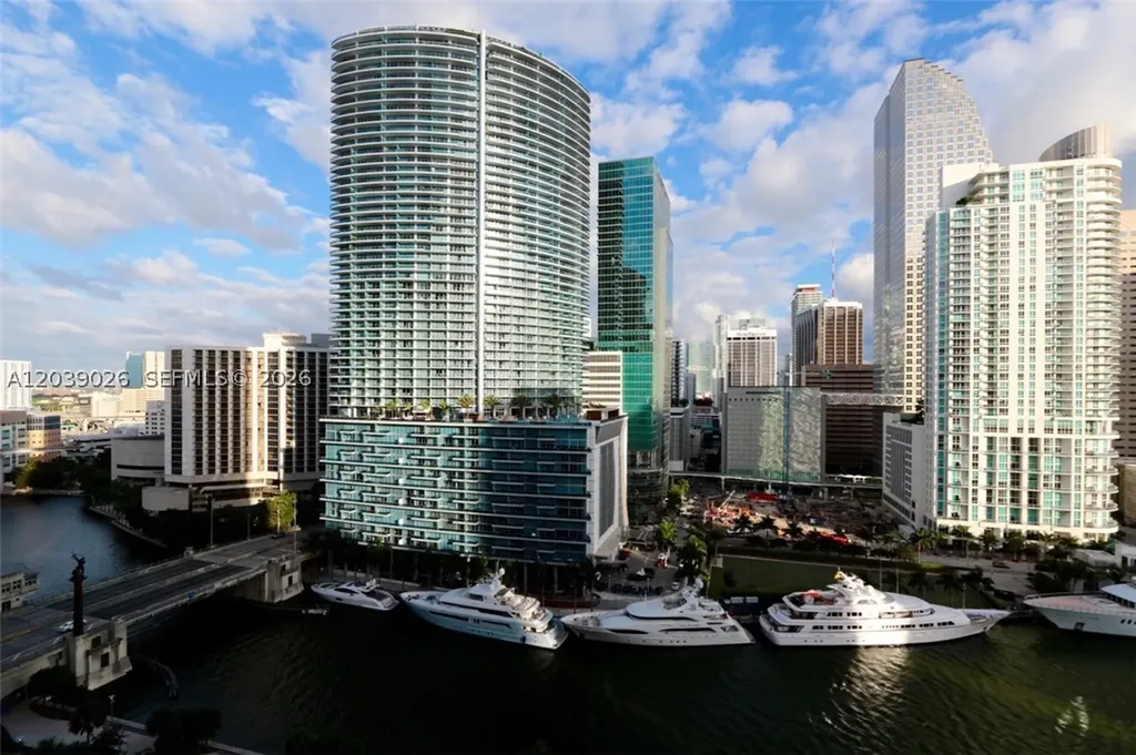 465 Brickell Avenue Miami FL 33131