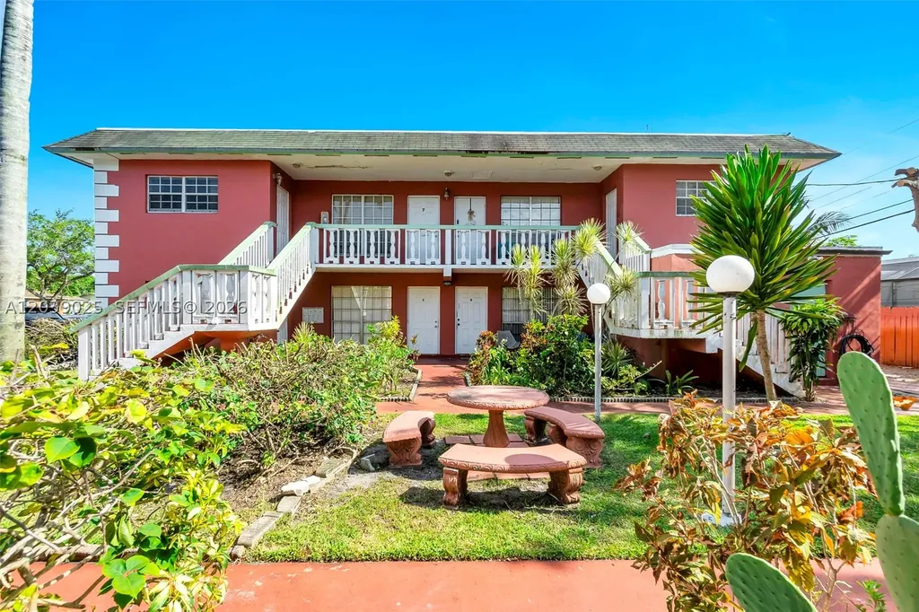 2211 NW 64th Avenue Sunrise FL 33313