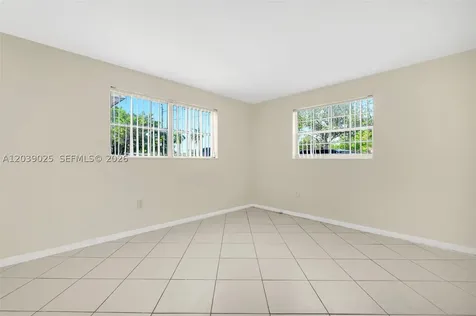 2211 NW 64th Avenue Sunrise FL 33313