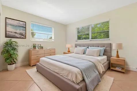 2211 NW 64th Avenue Sunrise FL 33313