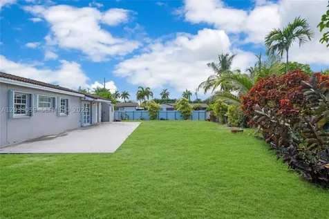 10051 SW 13th Terrace Miami FL 33174