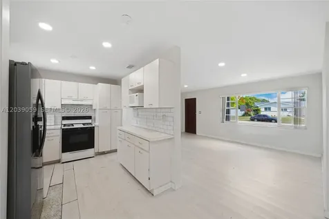 10051 SW 13th Terrace Miami FL 33174