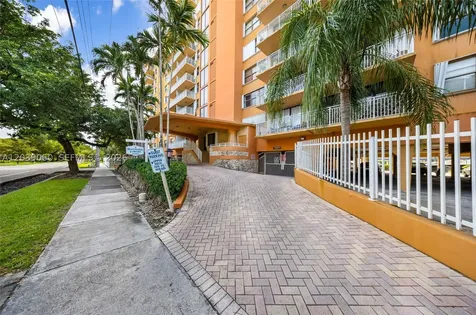 2450 NE 135th Street North Miami FL 33181