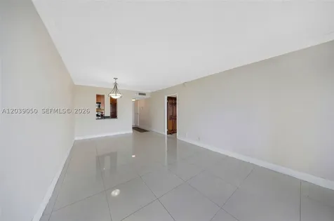 2450 NE 135th Street North Miami FL 33181