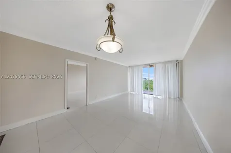 2450 NE 135th Street North Miami FL 33181