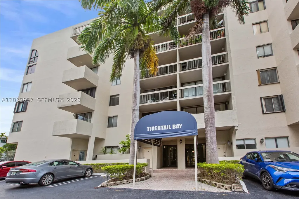 2715 Tigertail Avenue Miami FL 33133