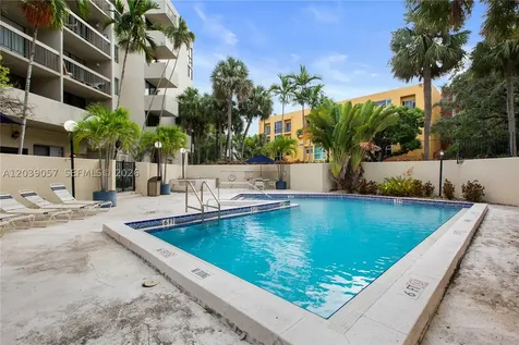 2715 Tigertail Avenue Miami FL 33133