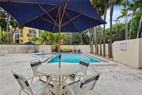 2715 Tigertail Avenue Miami FL 33133