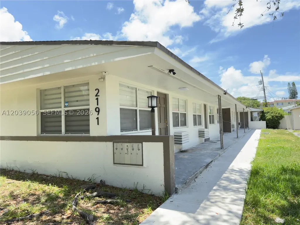 2191 NE 167th Street North Miami Beach FL 33162