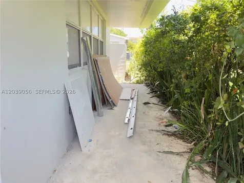 2191 NE 167th Street North Miami Beach FL 33162
