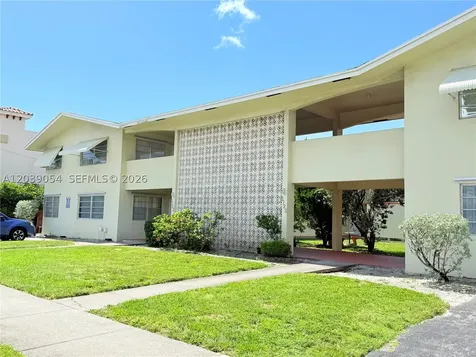 1722 Mayo Street Hollywood FL 33020