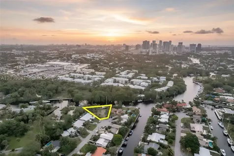 1501 SW 4th Court Fort Lauderdale FL 33312