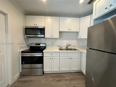1737 Liberty Street Hollywood FL 33020
