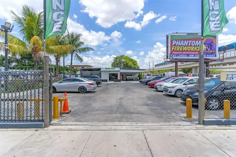 2729 NW 56th Street Miami FL 33142