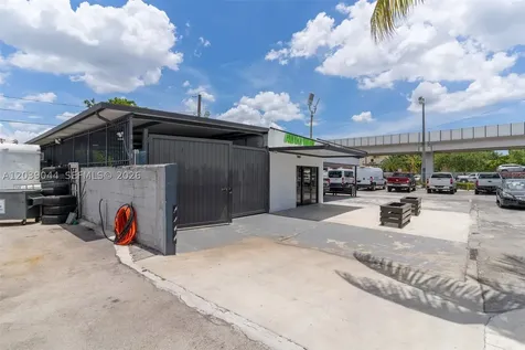 2729 NW 56th Street Miami FL 33142