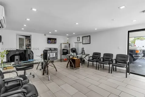 2729 NW 56th Street Miami FL 33142
