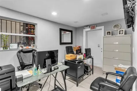 2729 NW 56th Street Miami FL 33142