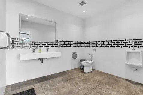 2729 NW 56th Street Miami FL 33142