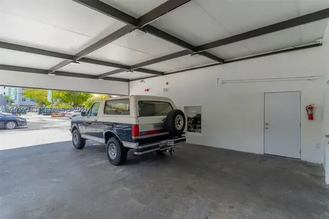 2729 NW 56th Street Miami FL 33142