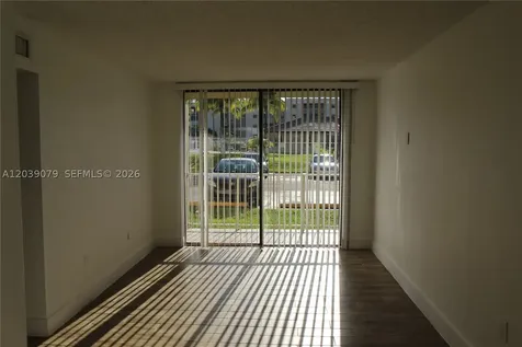 8075 NW 7th Street Miami FL 33126