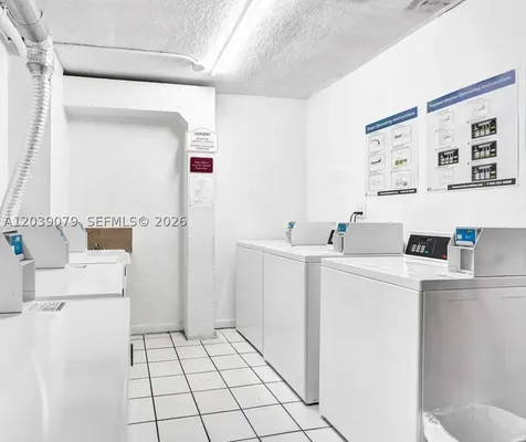 8075 NW 7th Street Miami FL 33126