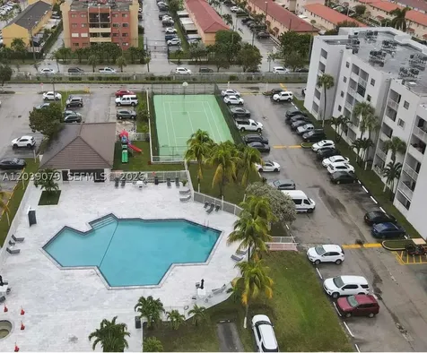 8075 NW 7th Street Miami FL 33126