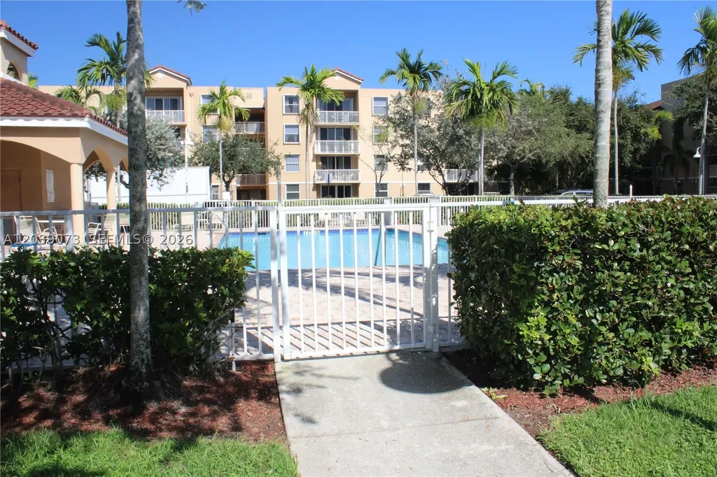 519 E Sheridan Street Dania Beach FL 33004