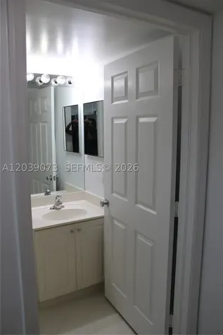 519 E Sheridan Street Dania Beach FL 33004