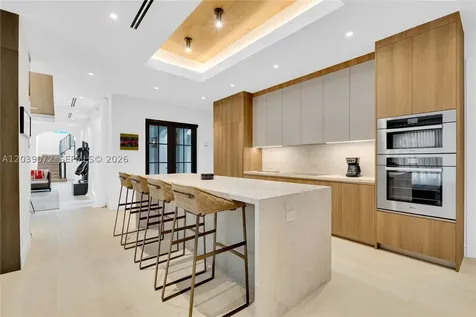 5111 Alhambra Circle Coral Gables FL 33146