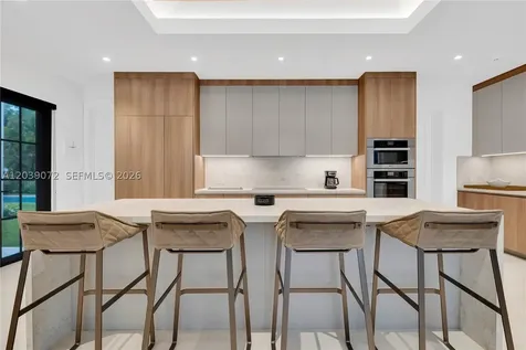 5111 Alhambra Circle Coral Gables FL 33146