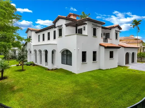 5111 Alhambra Circle Coral Gables FL 33146