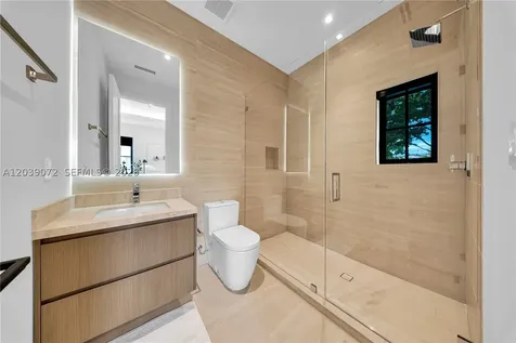 5111 Alhambra Circle Coral Gables FL 33146