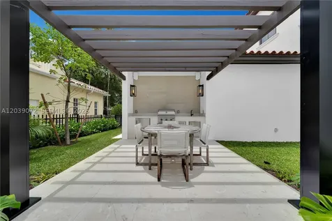 5111 Alhambra Circle Coral Gables FL 33146