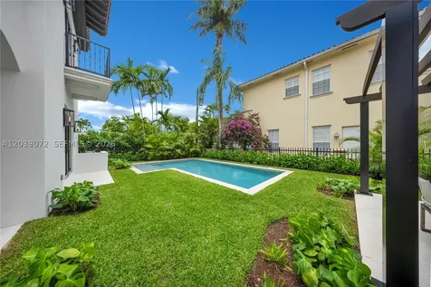 5111 Alhambra Circle Coral Gables FL 33146