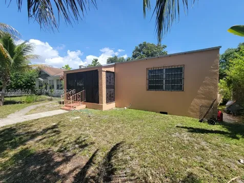 75 NE 49th Street Miami FL 33137