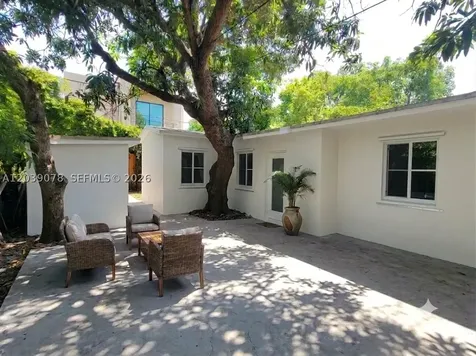 75 NE 49th Street Miami FL 33137