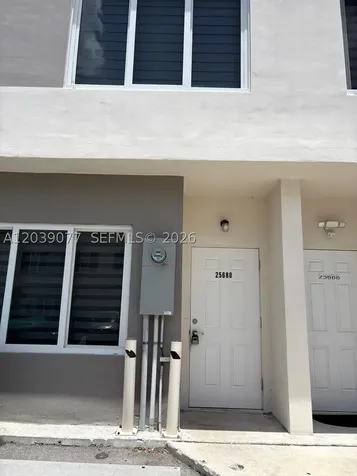 25680 SW 143rd Path Homestead FL 33032