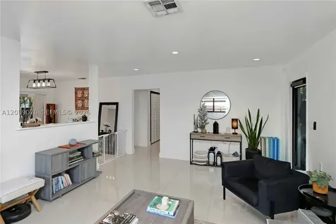 6751 SW 13th Street Miami FL 33144