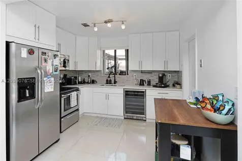 6751 SW 13th Street Miami FL 33144