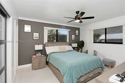 6751 SW 13th Street Miami FL 33144